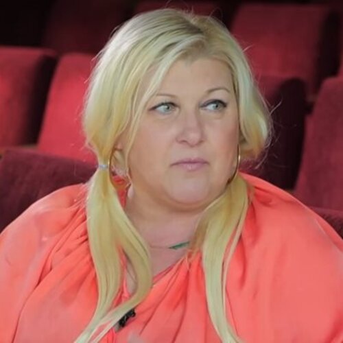 Албена Михова