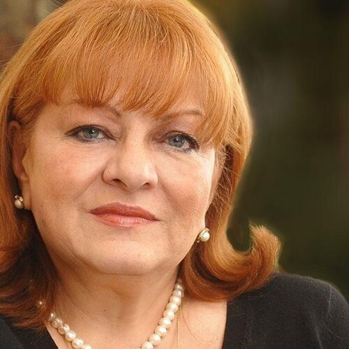 Богдана Карадочева