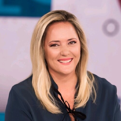 Лора Крумова