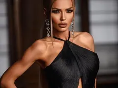 Магда скандалите я закалиха а хитовете я завърнаха на върха