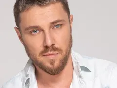 Миро – ангел на сцената, буря в личния живот
