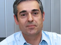 Стефан Манов Тачо – скандален, неудържим, но все така гледан и търсен