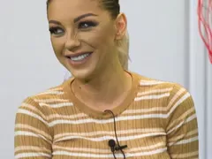 Емануела – скандали, хитове и танци на ръба