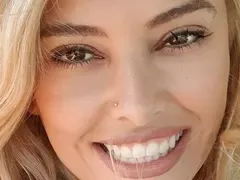 Ева Веселинова – тайната любов, близнаците и завръщането онлайн