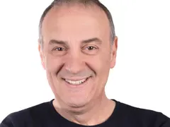 Краси Радков – завръщане в праймтайма, аплодисменти и хейт в едно