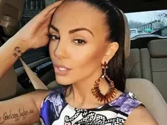 Николета Лозанова – скандалната муза, която монетизира славата