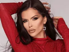 Преслава – скандали, хитове и тайни халки