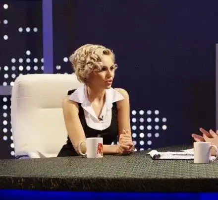 Алисия рекетира Божинов с 4 милиона!