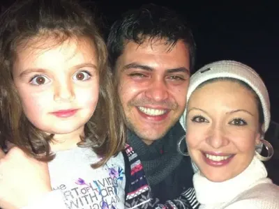 Защо малката Ава е одрала кожата на новия на Вихра?