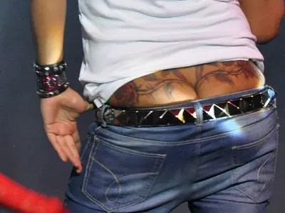 Кой е най-скандалният татус на БГ звездите? (СНИМКИ)