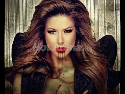 ХОРЪР! Анелия и Андреа ВАМПИРЯСАХА (УНИКАЛНИ СНИМКИ)