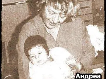 Виж БГ звездите като деца (УНИКАЛНИ СНИМКИ)