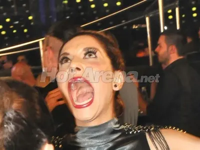 ИЗГАВРИ ли се с Химна на България Бони? (ВИДЕО)