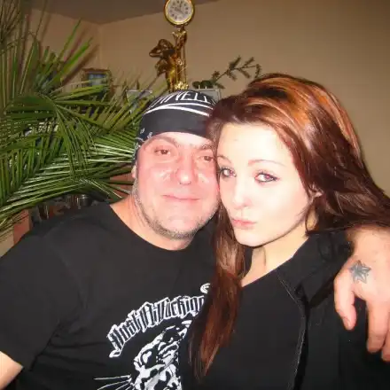 Истината! Симона Загорова е ЖЕРТВА на родителите си