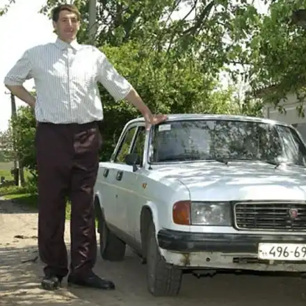 Вижте най-високия мъж в Украйна