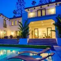 Вижте дома на Чарли Шийн (СНИМКИ)