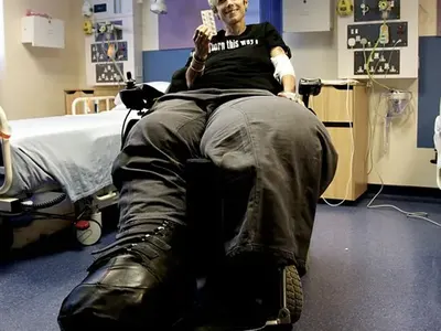 Вижте жената с най-големи крака в света