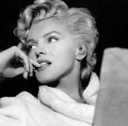 Разкриха ШОКИРАЩИТЕ тайни любови на Холивуд (ВИЖТЕ ГИ)