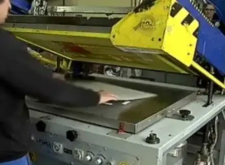 Кризата в печатната реклама се задълбочава