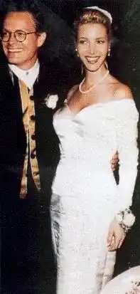 Вижте сватбените снимки на звездите от „Приятели“