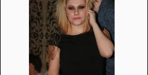Тази певица шокира с вида си феновете на чалгата (УНИКАЛНИ СНИМКИ)