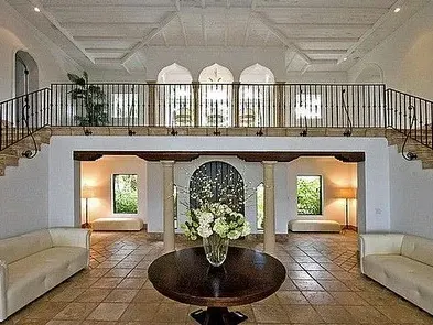 Вижте дома на Шер! (Ето в какъв лукс живее певицата)