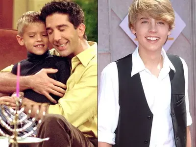 Неузнаваеми! Вижте колко се промениха актьорите от „Приятели“ през годините (СНИМКИ)