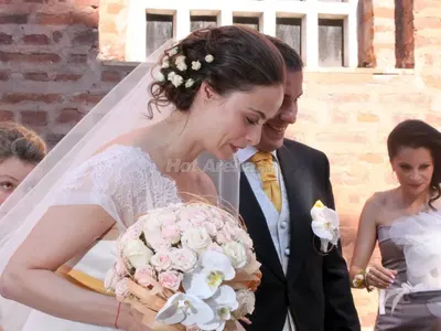 4 погребения съсипаха Йоана Буковска