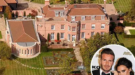 Ще ви остави без думи! Вижте замъка на Виктория и Дейвид Бекъм