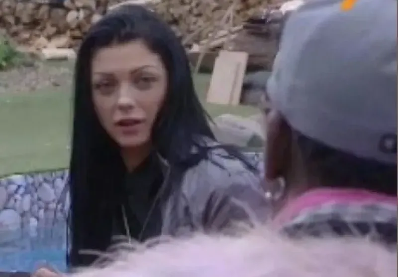 Емануела избухна: Развеждам се! Моят е абсолютен ждрольо!