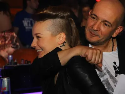 Цвети Грахич спала с кого ли не (Гореща афера в Шоуто на Слави + СНИМКИ)