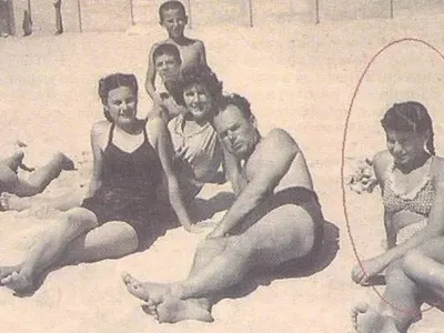 Уникално! Вижте Лили Иванова като малка по бански! (ФОТО)