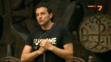 Икебаната печели 250 бона ( Търпи унижения и обиди, за да не се издаде, че той е Къртицата)