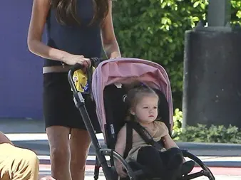 Ето колко струват количките за бебетата на звездите