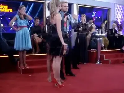 ЗАД КУЛИСИТЕ! Зрителско клипче показа злобата в Dancing stars! (ВИДЕО)