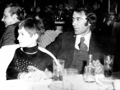 Любовникът на Лили Иванова: Тя се погубва и крие страшни тайни! (Вижте какви)