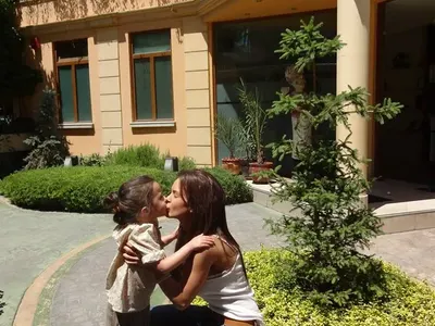 Мария показа в какъв ПАЛАТ живее с Гущеров (СНИМКИ)