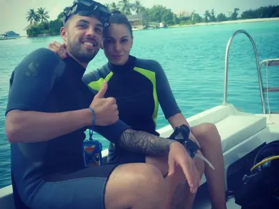 Приказката на Алисия и Ники продължи 911 дни