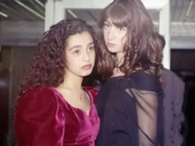 Виж кои родни звезди са спрягани за ромки! (И ИСТИНА ЛИ Е)