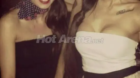 54-тата в Англия се захласна по Лияна