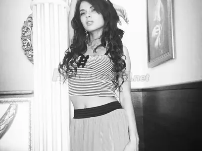 54-тата по красота на Острова се разголи за своите бг почитатели!