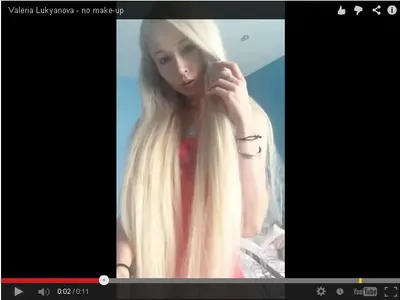 Виж как изглежда Живата Барби без грим! (ВИДЕО)