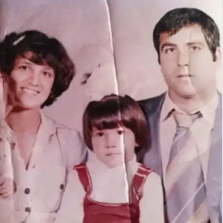 Няма да я познаете! Вижте Емилия като дете (Ретро снимки)