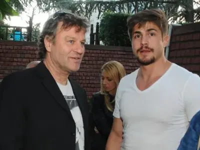 Вижте новия имидж на любовника на Елен Колева и Мария Илиева (ФОТО)