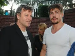 Вижте новия имидж на любовника на Елен Колева и Мария Илиева (ФОТО)