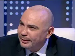 Росен Петров остана с една ноздра