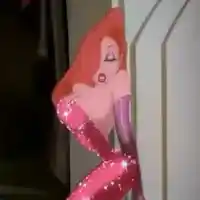 Вижте момичето с най-големите устни в света преди операциите