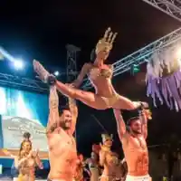 Биляна, засрами се! (Моделката се скъса да се чекне цяло лято! Вижте)