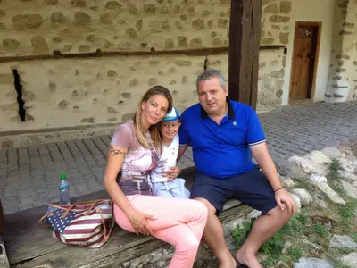 Емилия, не се снимай без грим! (Вижте защо)