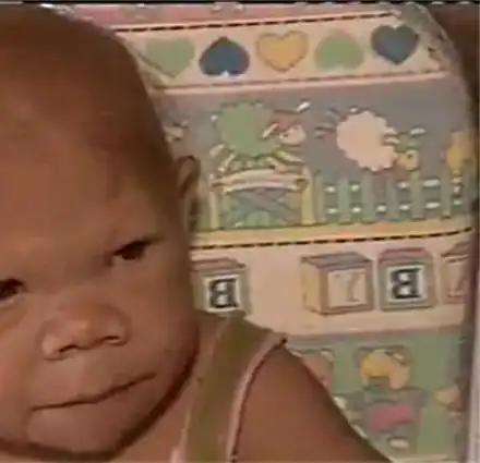 Бебе на 32 години изуми света (Снимки)